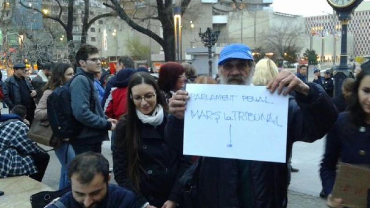 protest_11_465x390_09259000