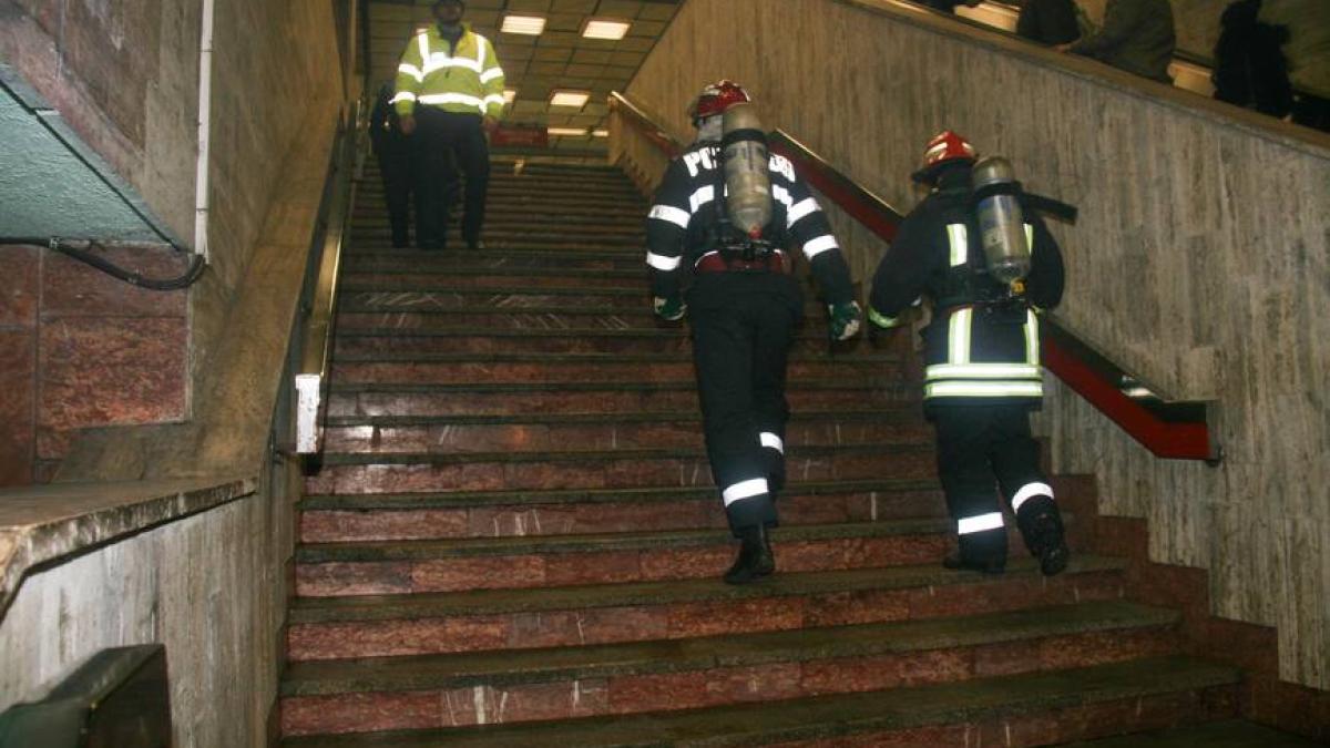 interventie_complexa_a_pompierilor_la_statia_de_metrou_tineretului_2_17875100