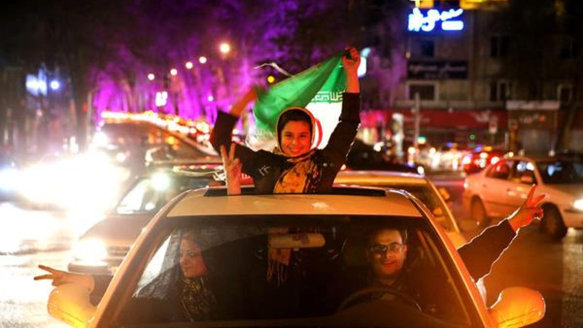 iran_nuclear_43900800