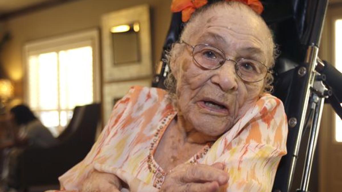 gertrude_weaver_37999300