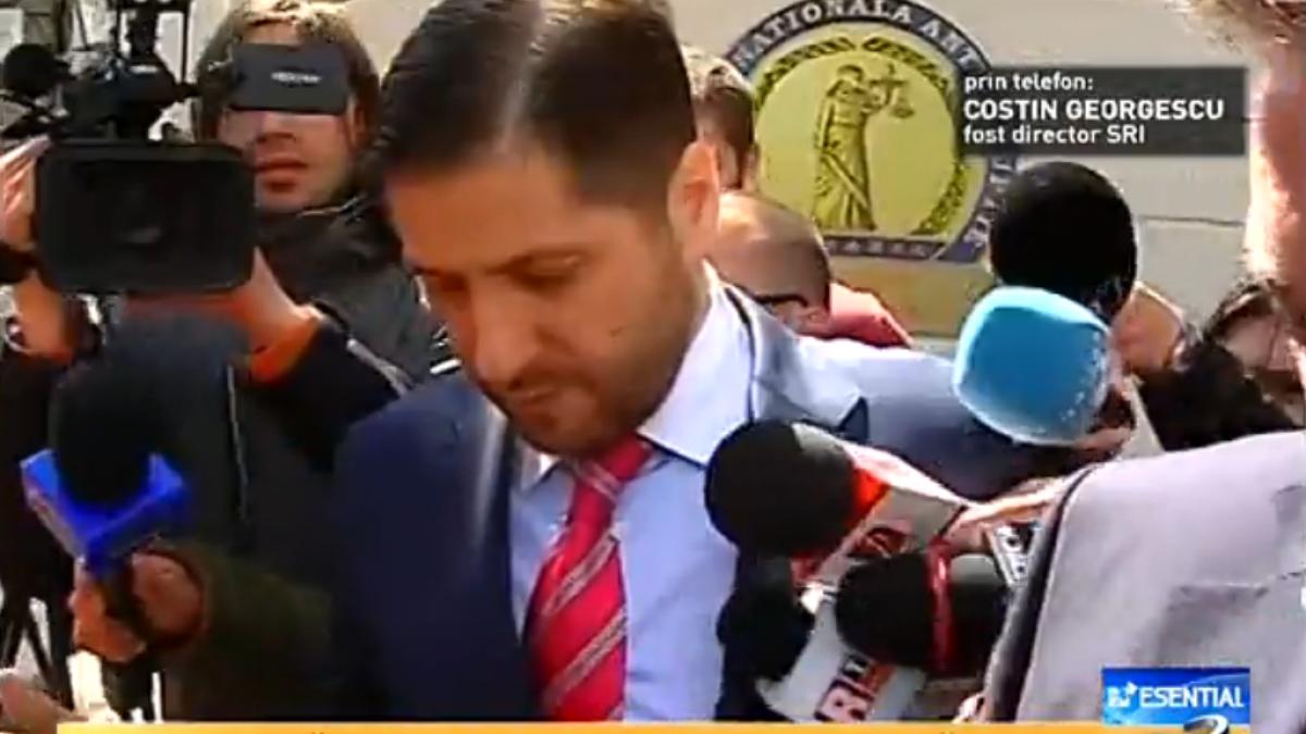 screen_shot_2015_04_09_at_4_00_15_pm_11907100