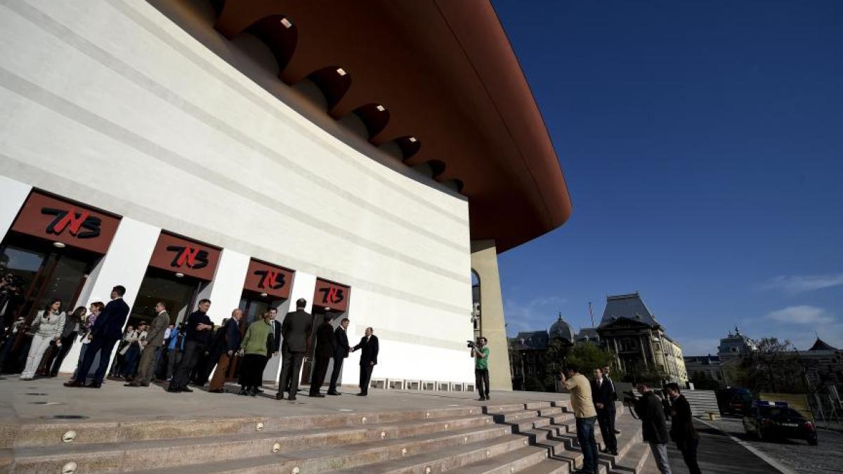 teatrul_national_bucuresti_66380900