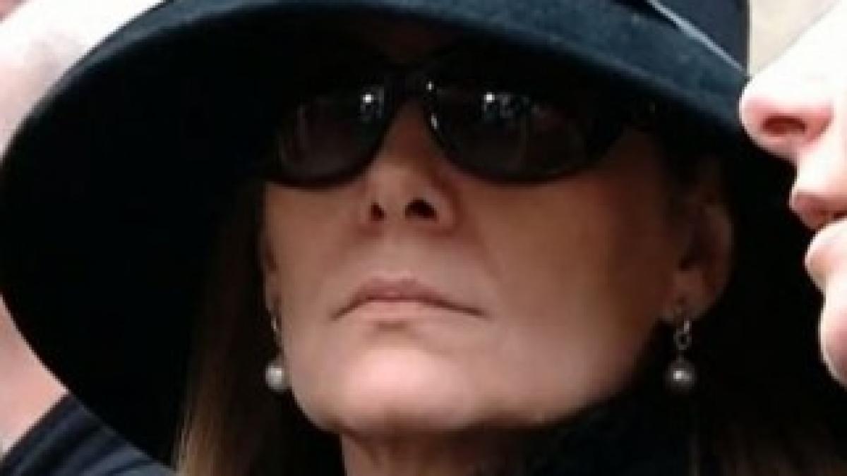 romanita_iovan_doliu_04210400