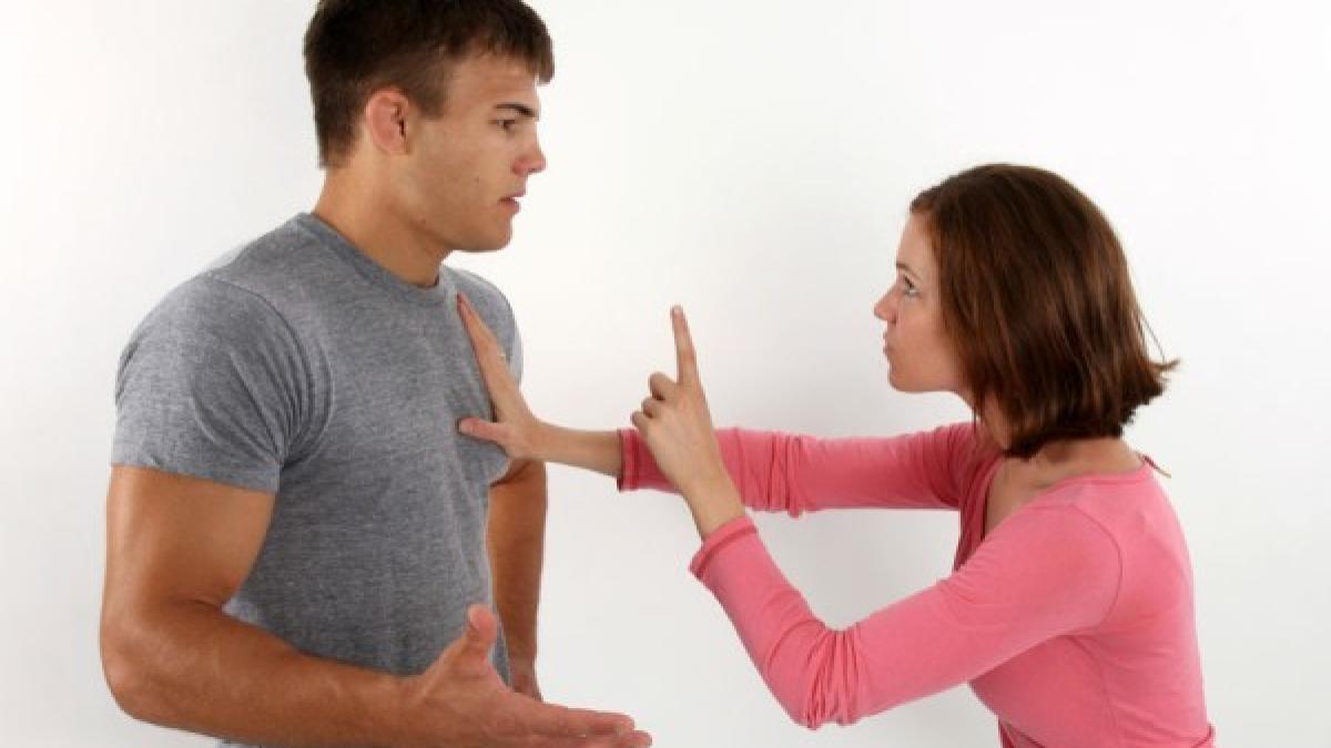 angry_girlfriend_900_600_06_11_12_600x400_15427900