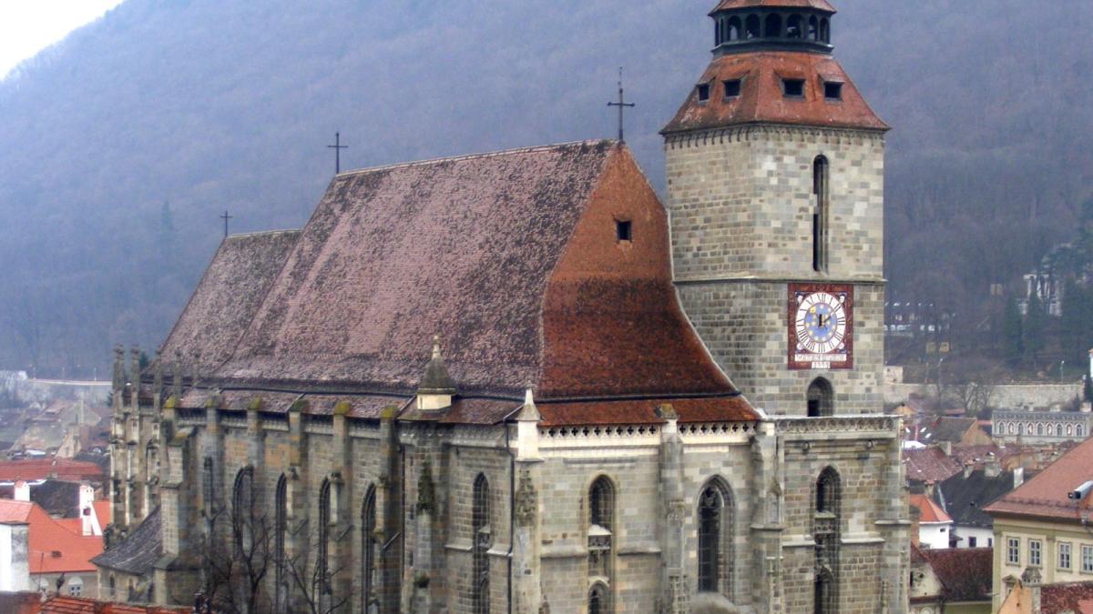 biserica_neagra_01597900