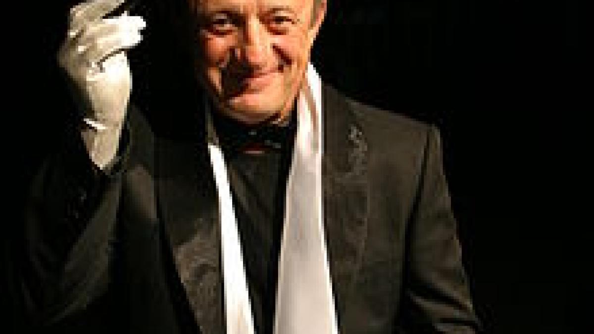 220px_mihai_malaimare_16994100