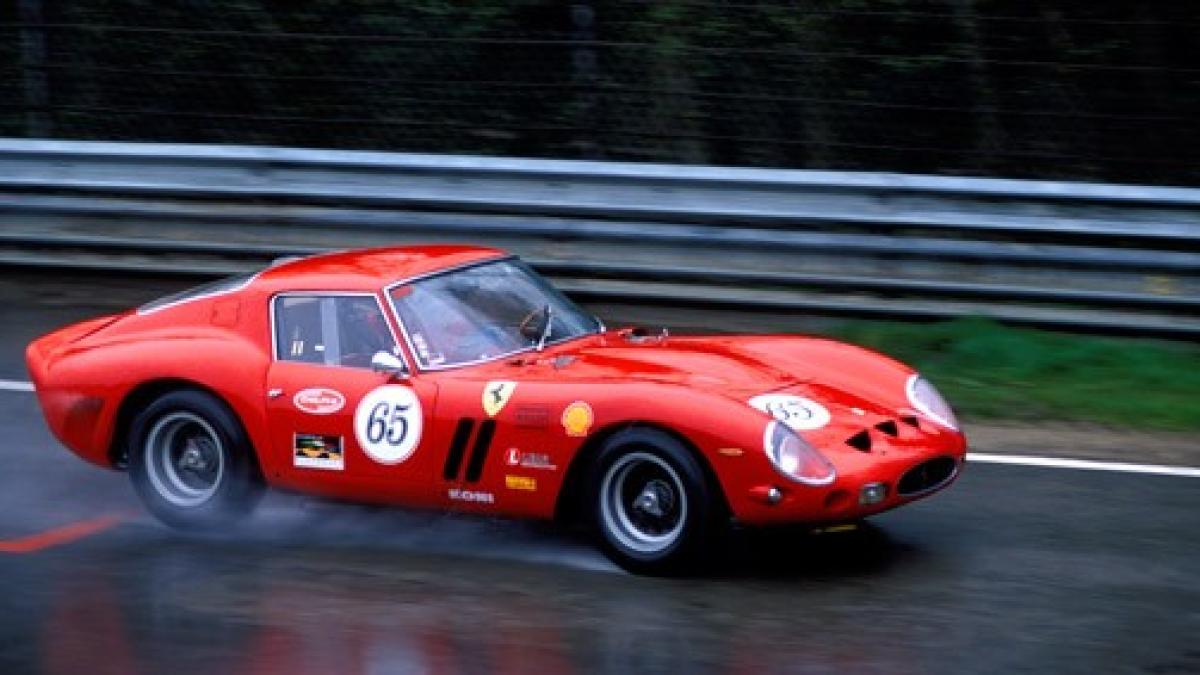 ferrari_18271700