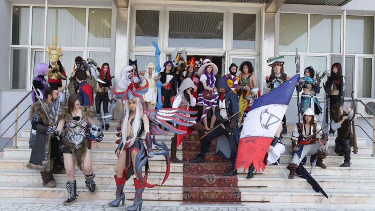 cosplay_grup_06488700