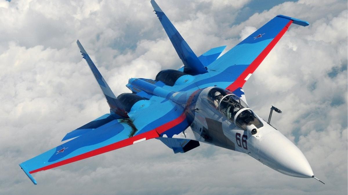 sukhoi_su_30_inflight_48577200