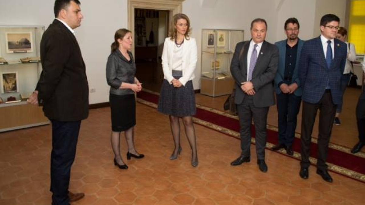 11119635_899278230137433_3575936281134053456_n_89553300