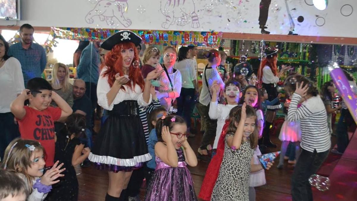 11041823_394328914079681_8186098207542099606_n_06373800