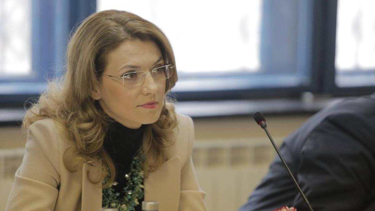 alina gorghiu victor ponta face declara ii iresponsabile