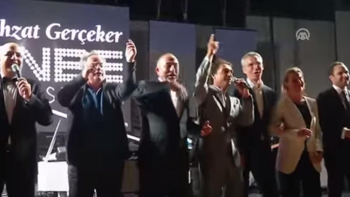 moment spectaculos cu mini tri de externe i oficiali ai nato in antalya