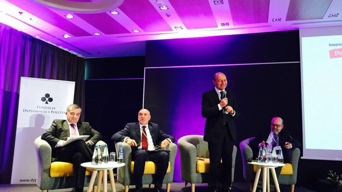 basescu_varsovia_98548300