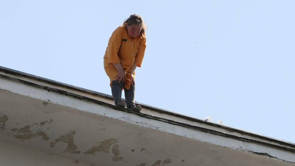 femeie_sinucide_beb5eaa8fa_37892500