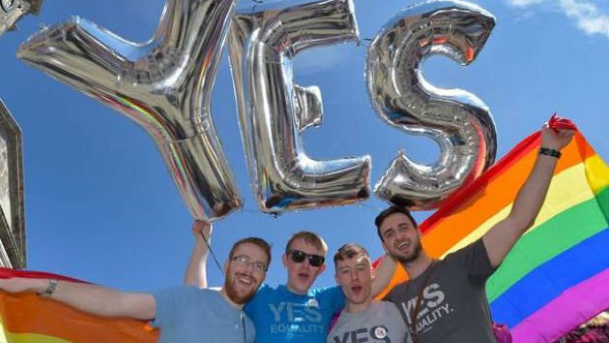 cupluri_gay_32494800