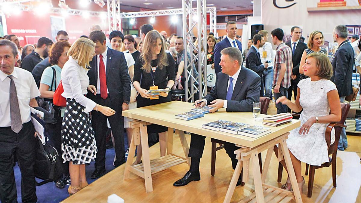 iohannis_lansare__pas_cu_pas_11903100