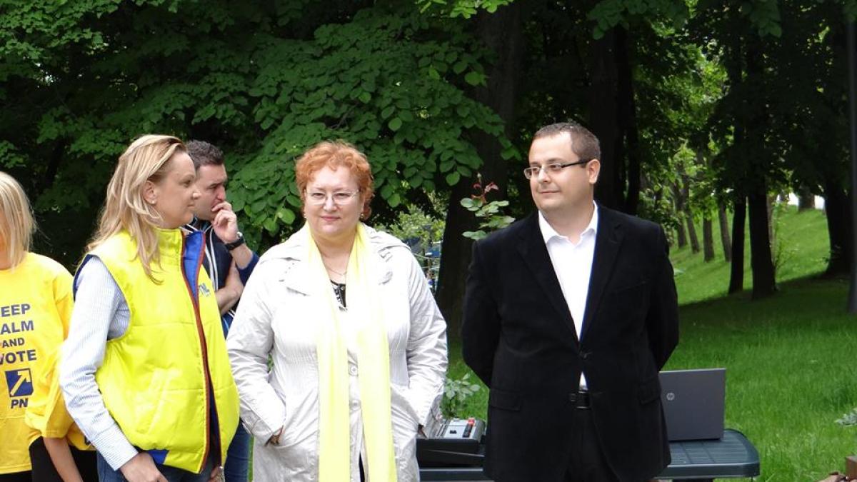 10259750_10204176486472756_1241961667507788440_n_11236900