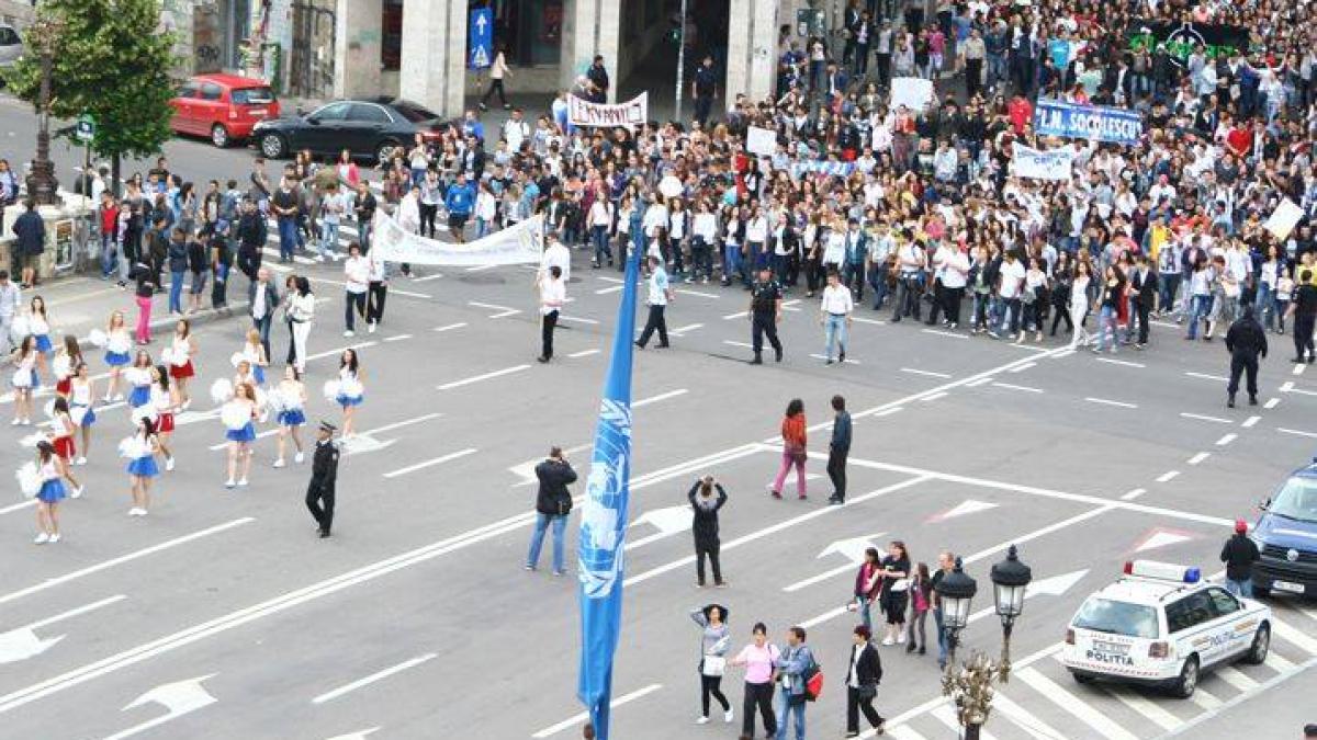 11391263_882075895174056_2570057509250027263_n_70839500