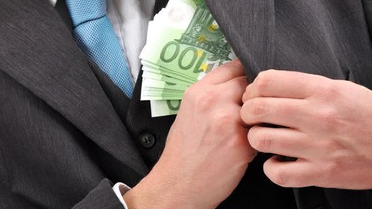 mita_spaga_euro_shutterstock_11625600