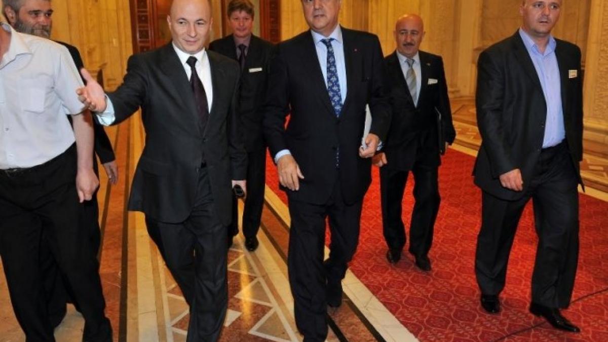 codrin_stefanescu_adrian_nastase_41233400