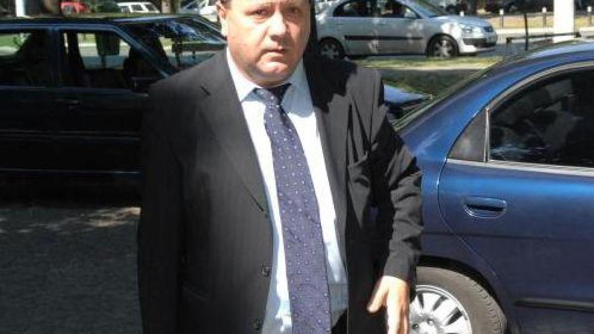 directorul_general_al_sc_hidro_prahova_adrian_semcu_retinut_pentru_trafic_de_influenta_309784_47027400