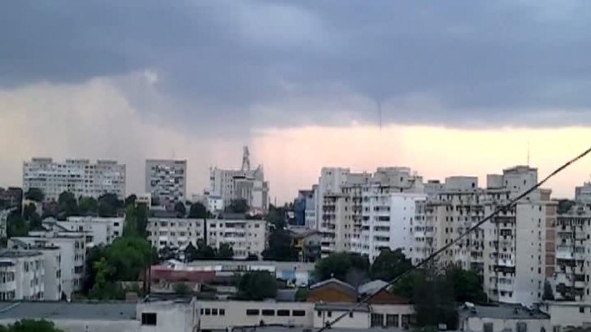 torn_51780400_53920500