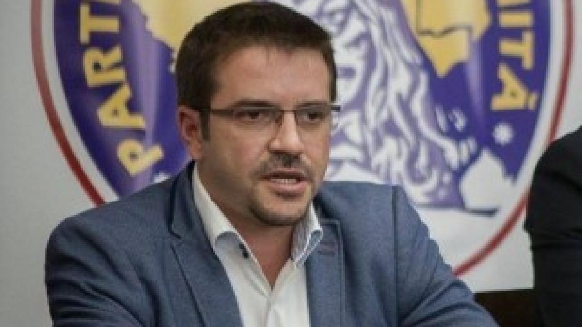 11188384_887125897992746_843245937589797191_n_60166700_49987800