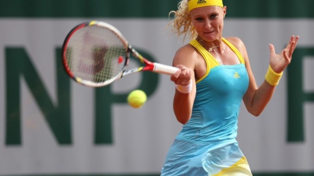 kristina_mladenovic_44082400