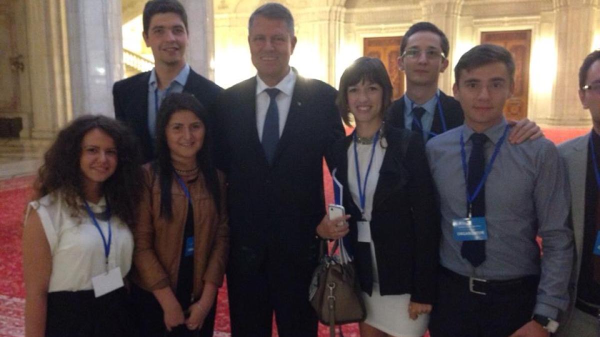 10354156_806523139407218_7044879360454434710_n_32450400