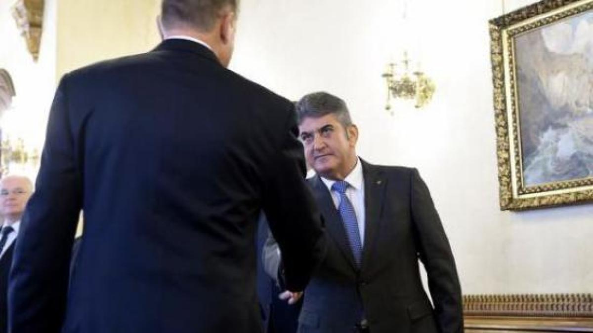 gabriel_oprea_se_intalneste_cu_presedintele_klaus_iohannis_la_cotroceni_311034_32759500