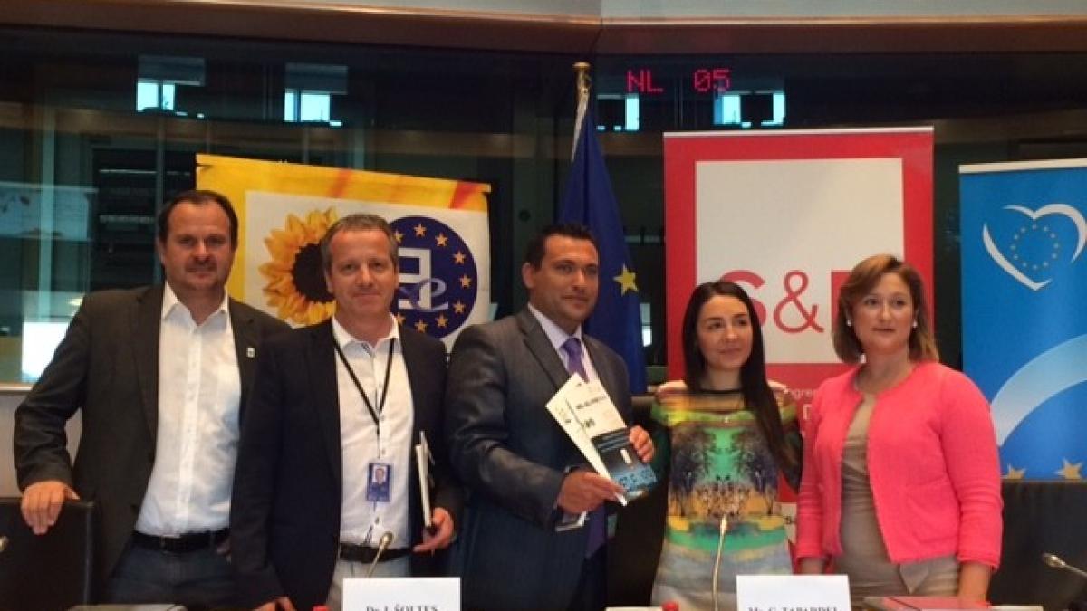 ad1370f8_2f8e_4904_bd25_aa7f4a63e9a4_45076500