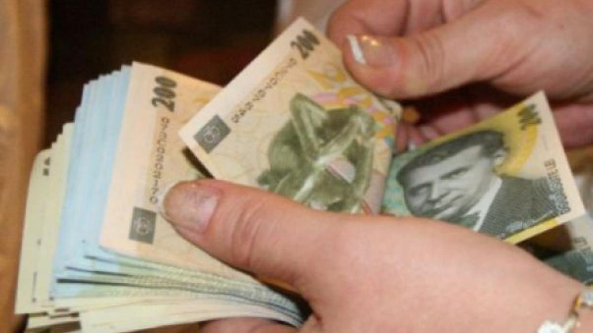 salarii_20624600