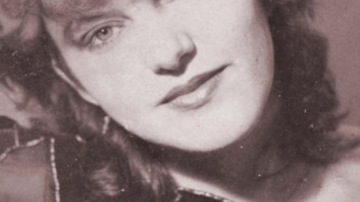 angela_ciochina1985_90738900_70650600