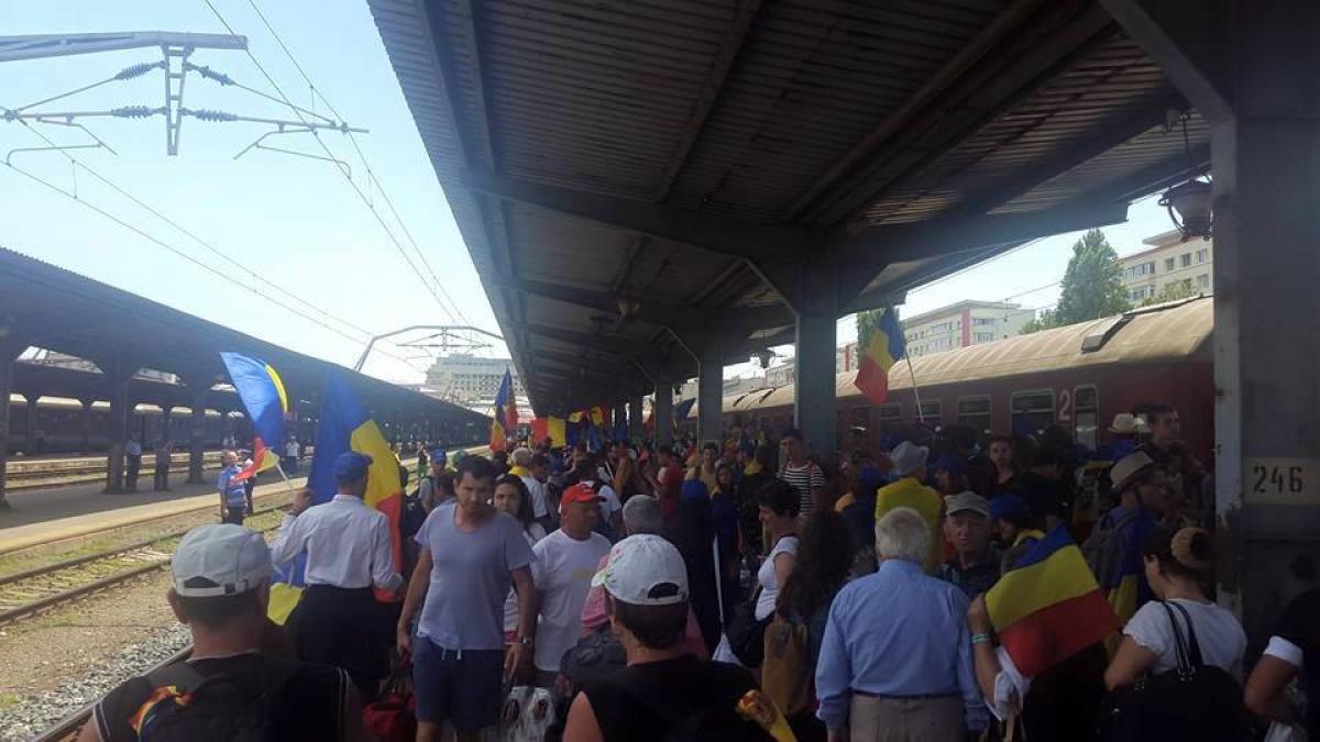 tineri_unire_00988600