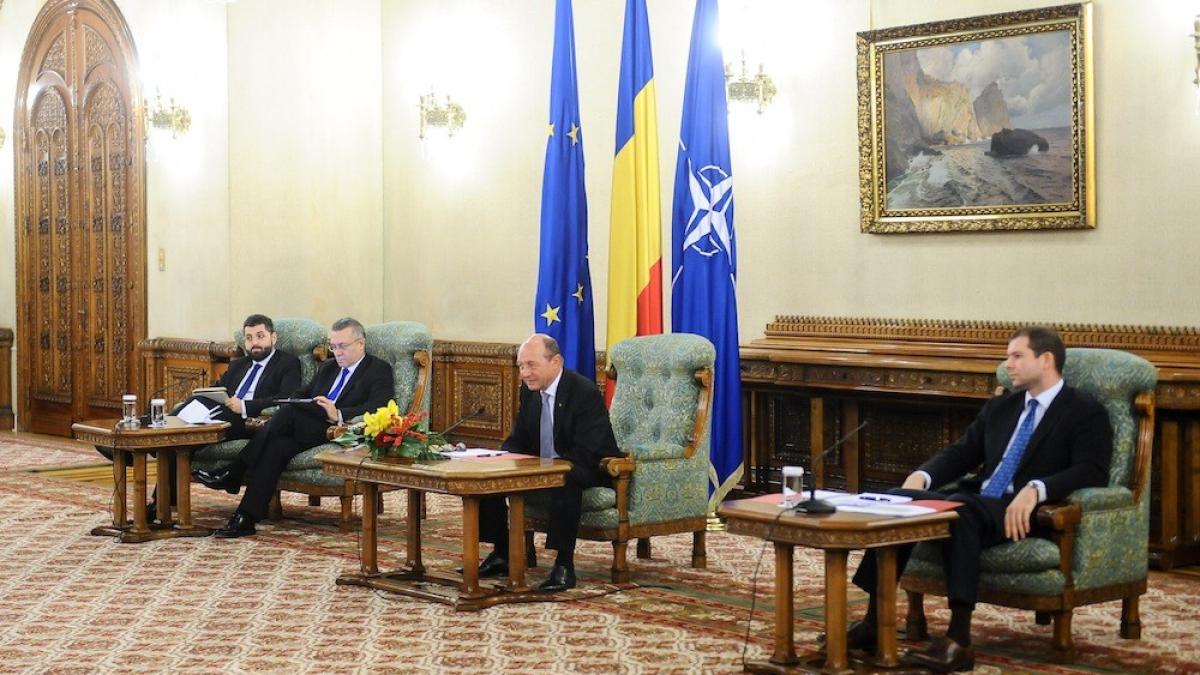 basescu_dragoi_diaconescu_palatul_cotroceni__3_dec_2013_19716200