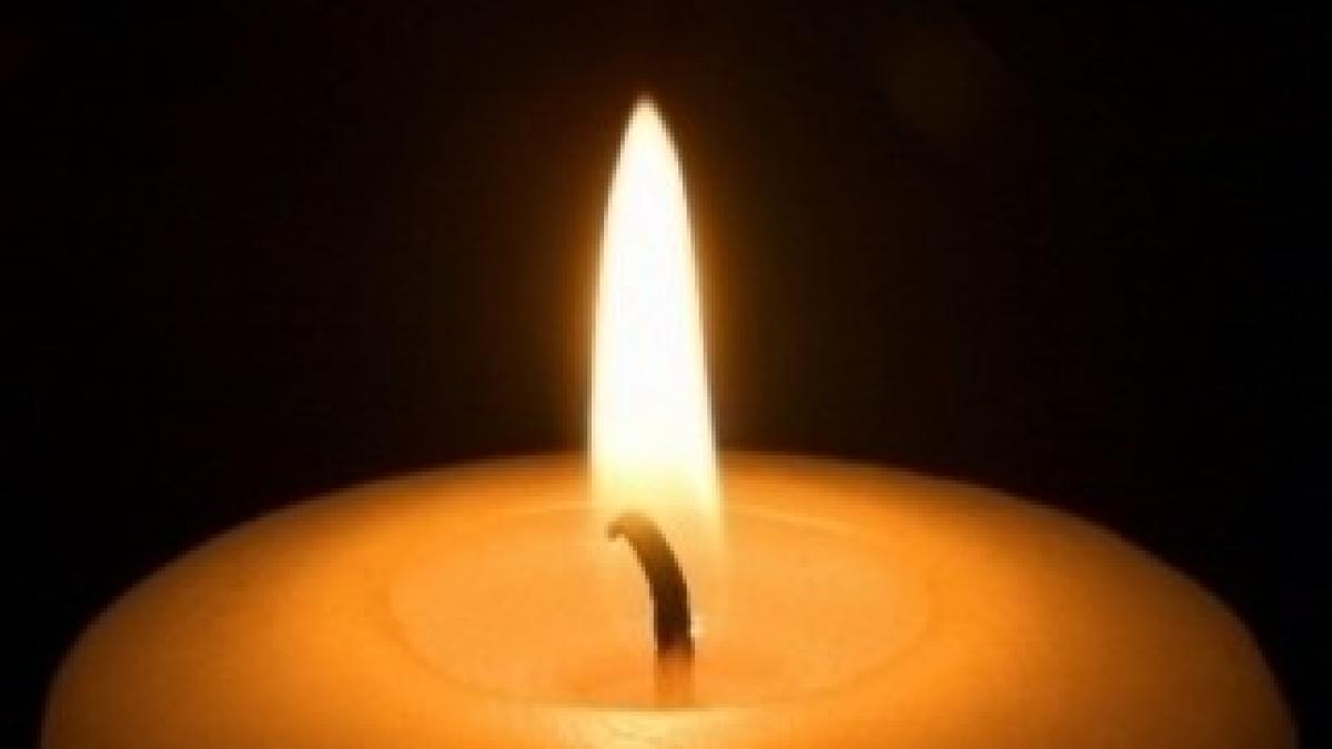 lumanare_20831600_02013400_56978100_19250600_02846400_92371700_13486000