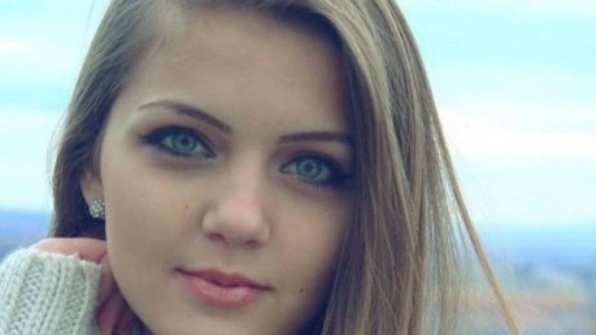 alexandra_31897600_91790100