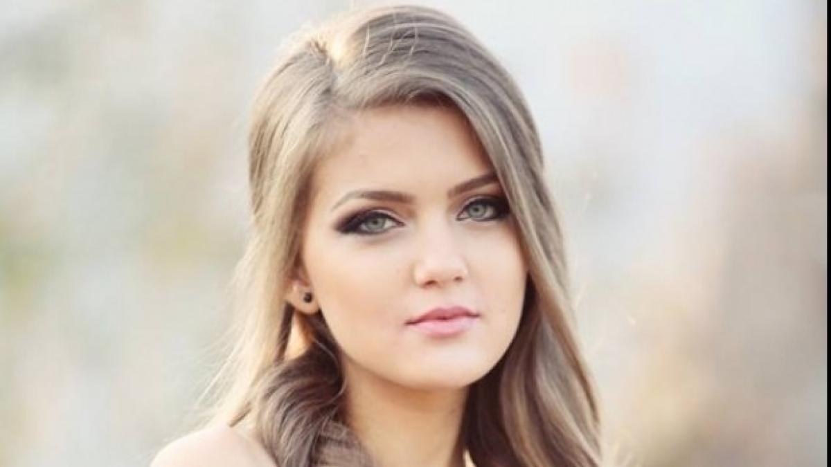 alexandra_burta_87815100