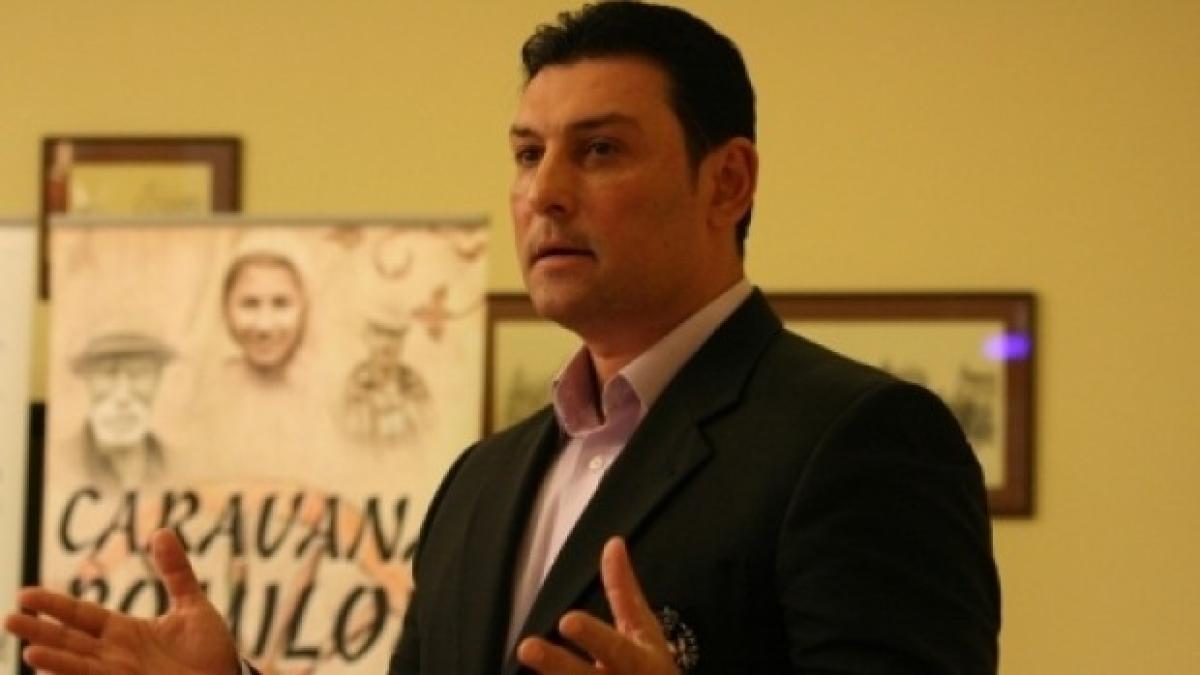 nicolae_paun_57543800