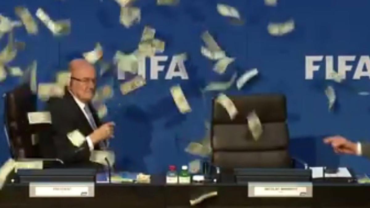 sepp_blatter_bani_97478100