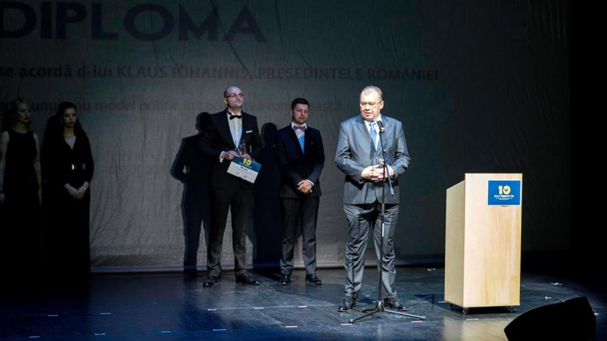 10985255_768204596609217_8640490767033748377_n_16220900