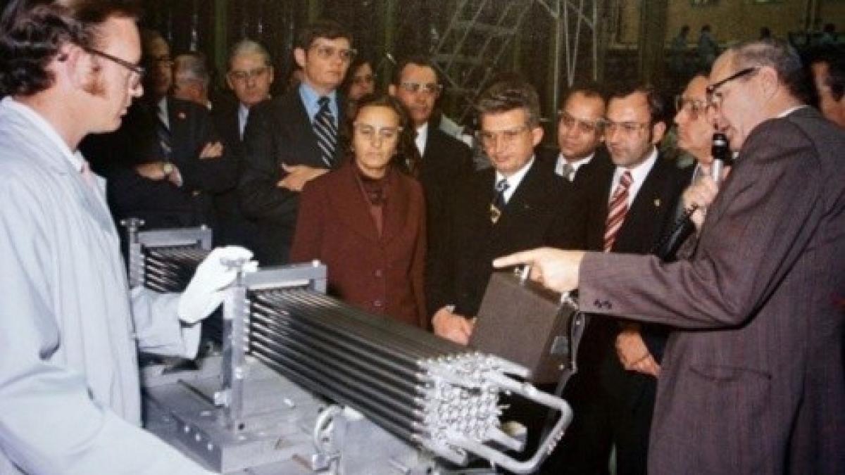 ceausescu_reactor_nuclear_07521200