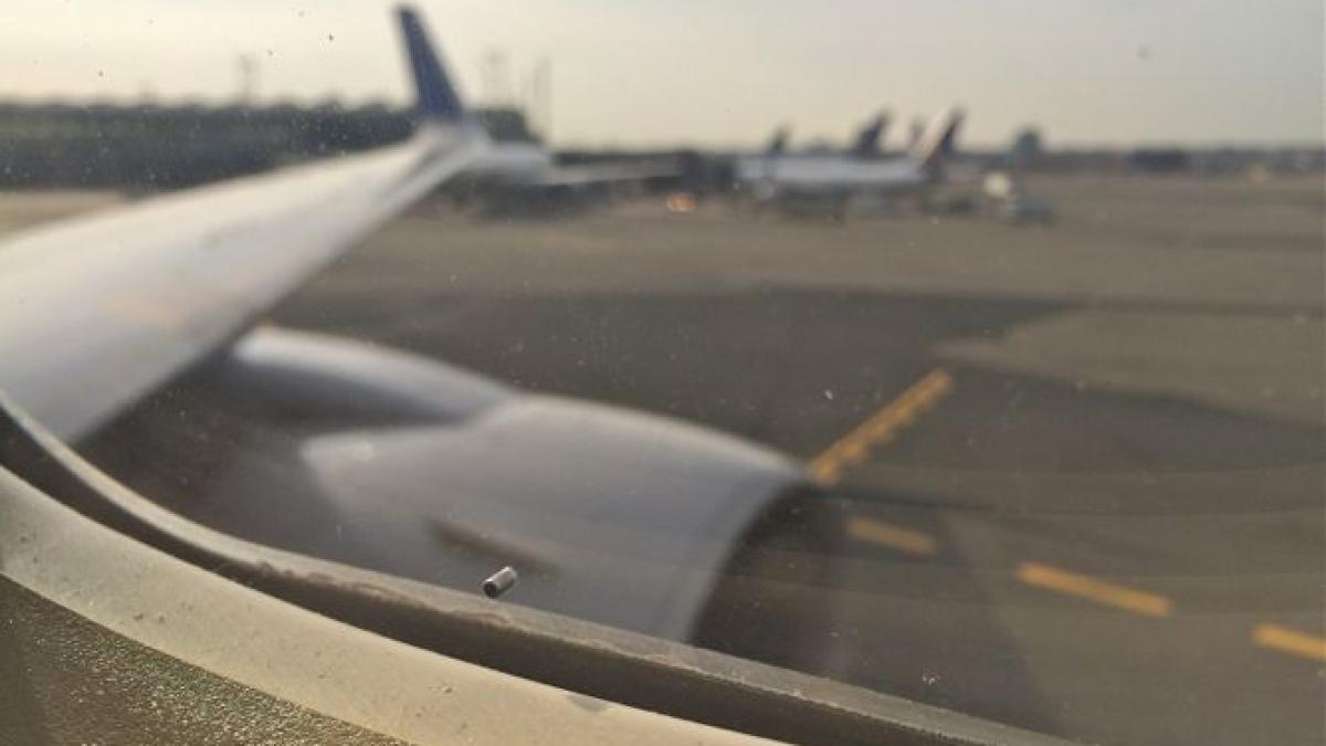 geam_avion_orificiu_71162700