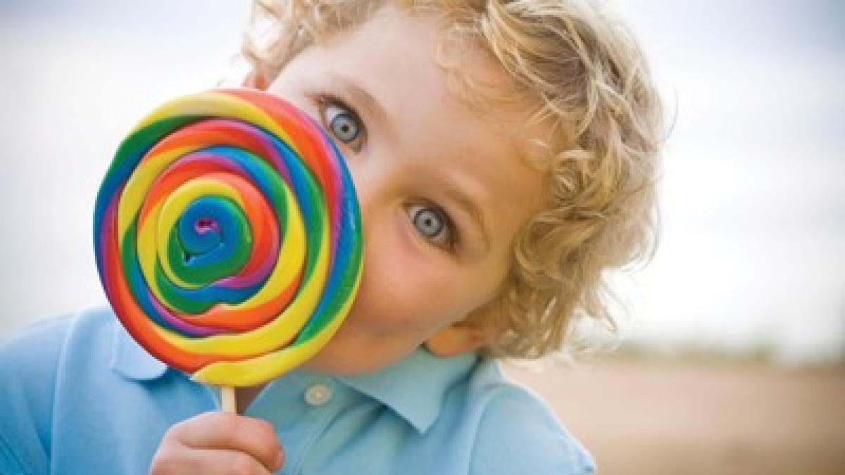 copil_bomboana_38480100