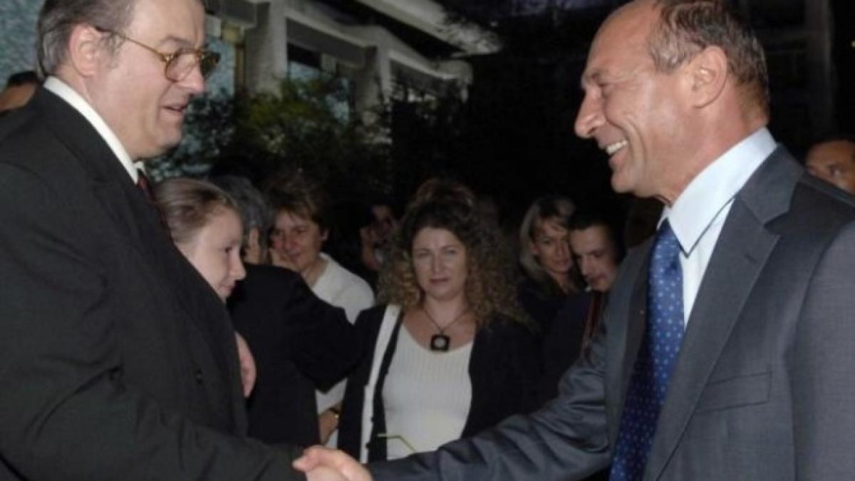 alianta_basescu_vadim_tudor_18339437_60911200_66621700