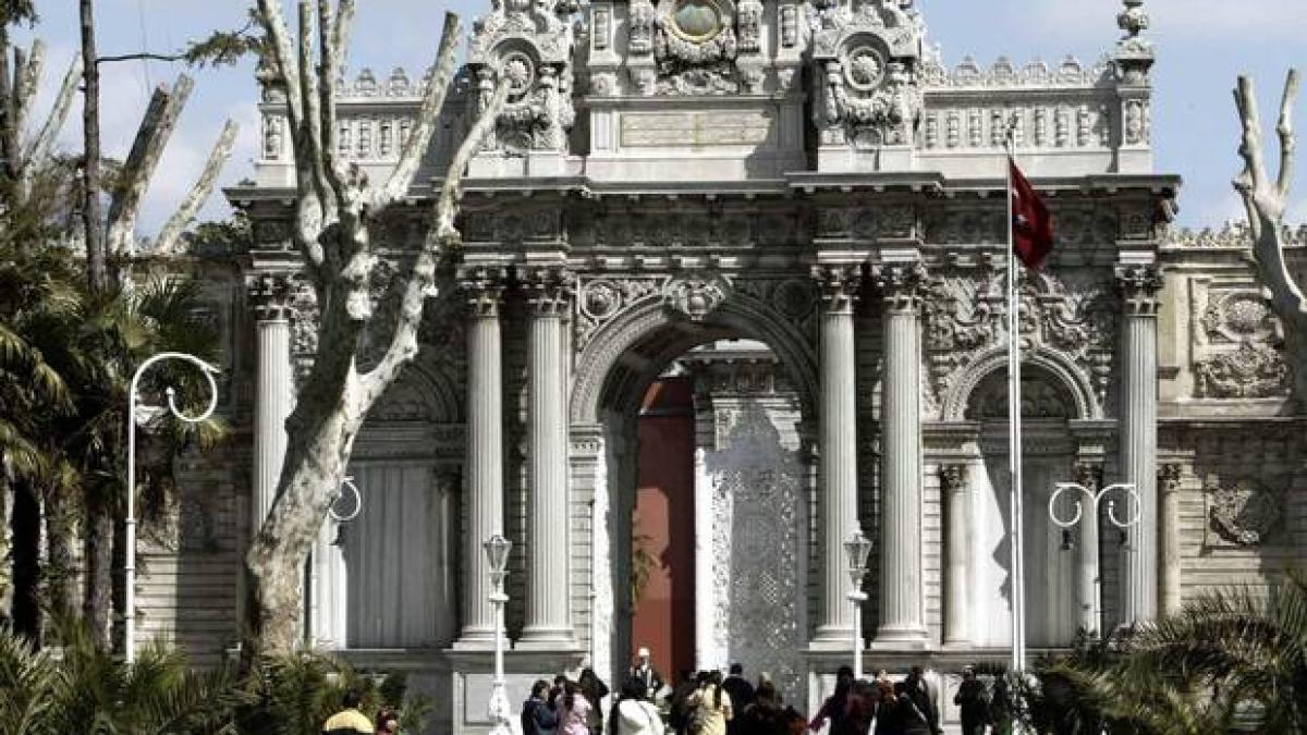 dolmabahcepalace_46240000