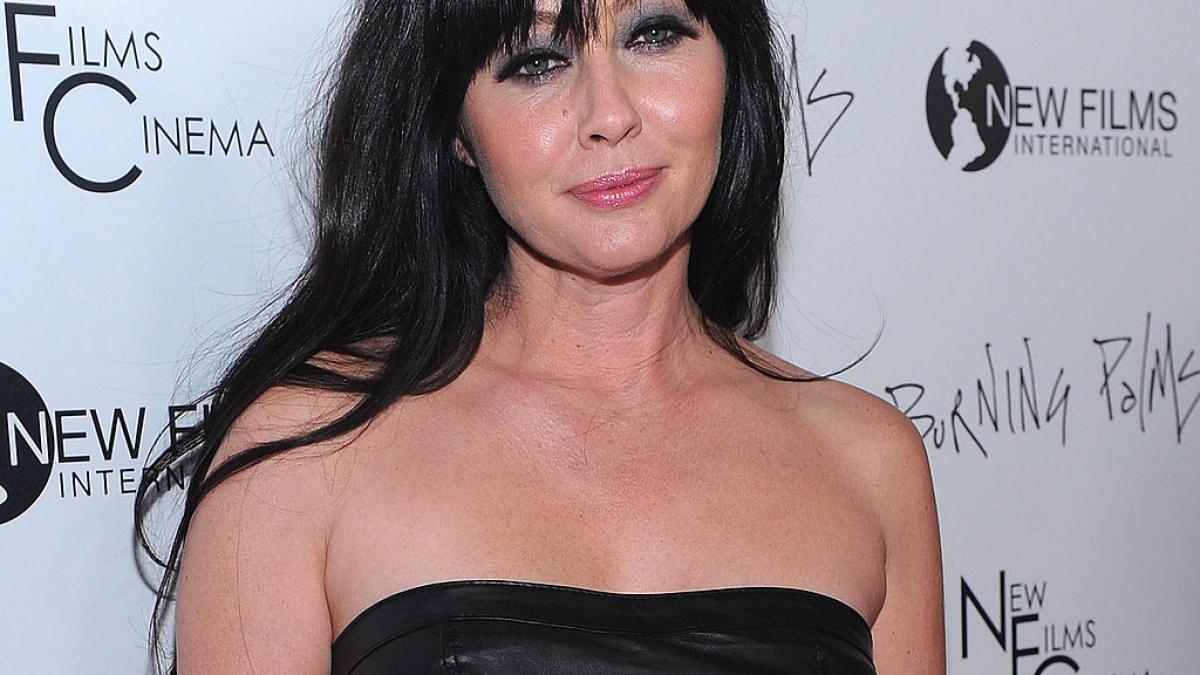 today_celebrity_news_november_3_2011_late_edition_75037900