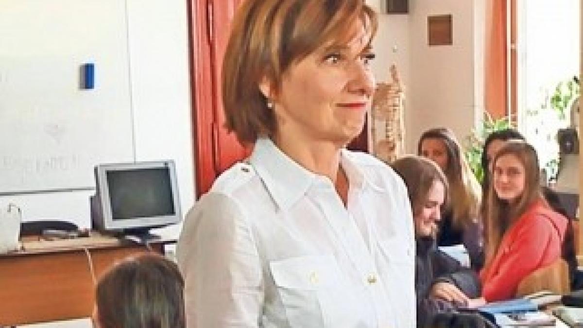 carmen_iohannis_83135900_22315500