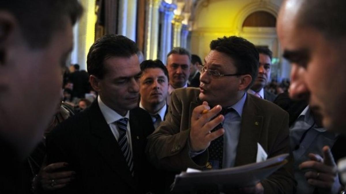 296260_155802307834112_3042577_n_65400100_34969400